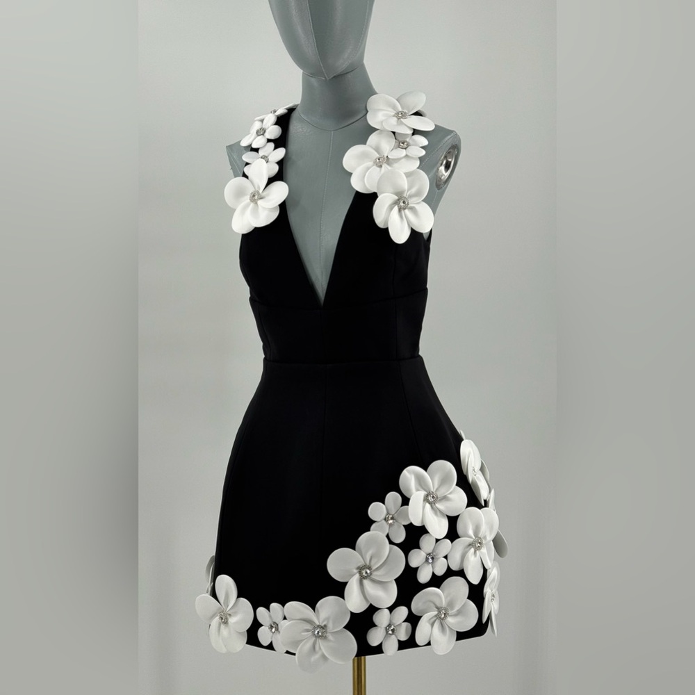🆕 BRONX & BANCO 🧿 NWOT Estelle Floral Mini Dress, Black/White - Sz XS US 2 - Picture 12 of 17